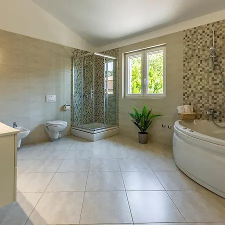 Lotus Villa